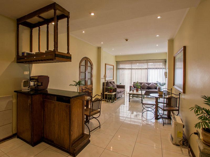 1B596A5AA32B0F6B429E7BF0E28148FE