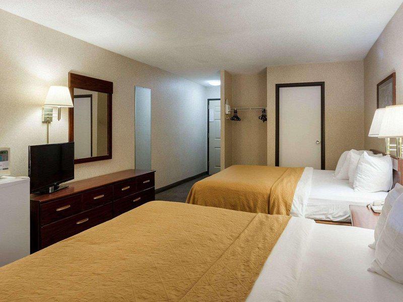 1CF91885729F16F48EDE88B6A0FAA3C0