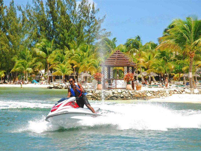 F0F65F7A734CEDFD887630DAB22582FA