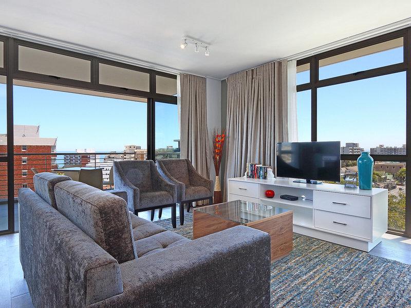 4E1713295DF2FC1F3E75B5A3D4950D24