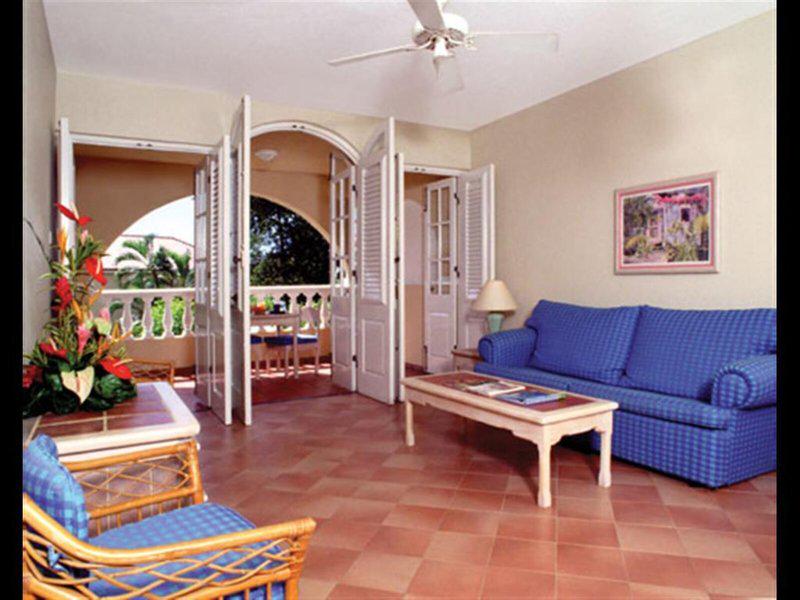 B7AE0CB6A819803C683E9E7481E66D0F