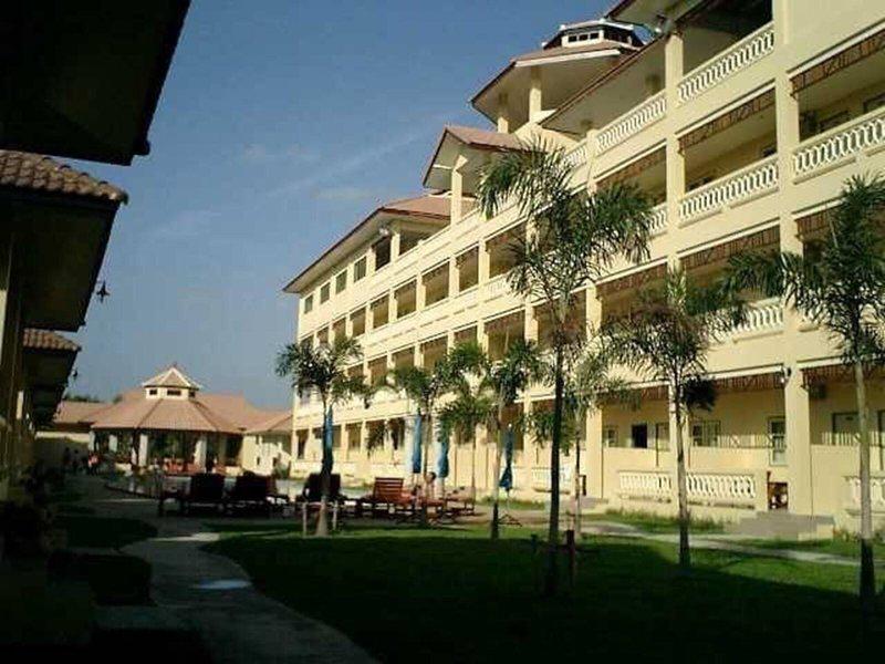 0A9A5405AD368E1D0C594313335D4A2D