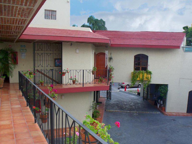 1613FE0DF1038C28DCD66B36F3586887