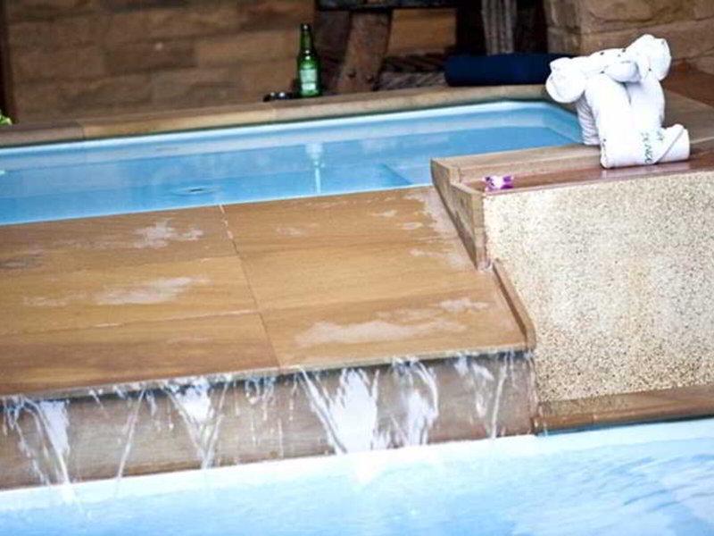 4767052E99207E9F2DB540E001C5E4D8