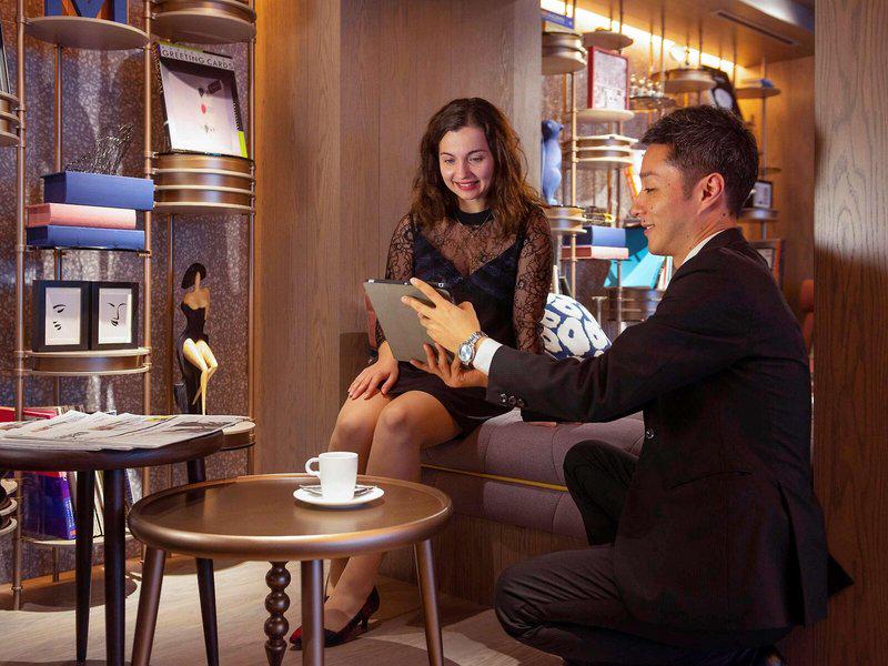 DA27951F3F7F916D229249FC6E6FE112