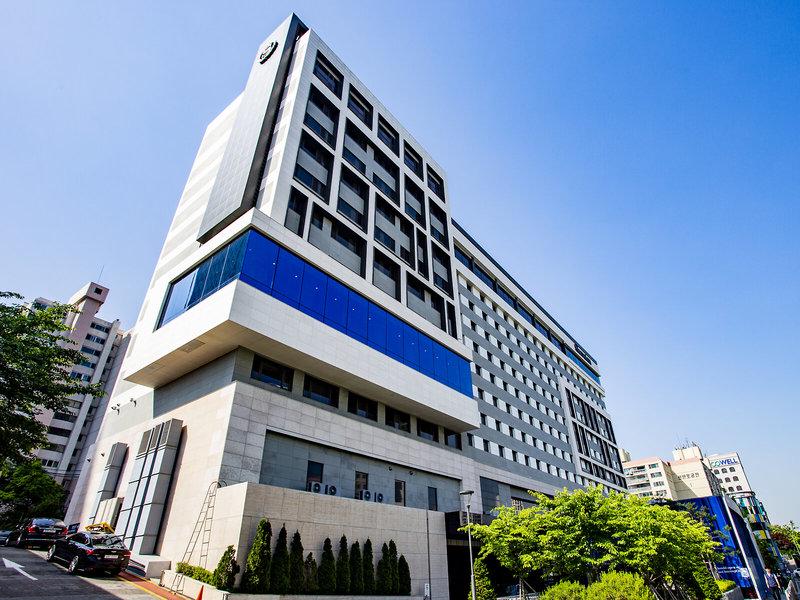 AB22BCE4CCD04D126BE91820C0E737B7