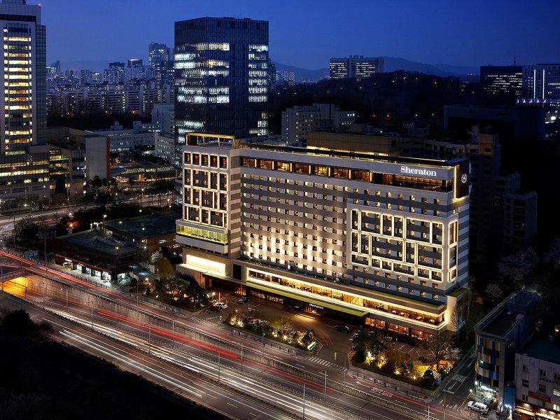 1761667F01F9B18CA46E0FFF7E3C7850