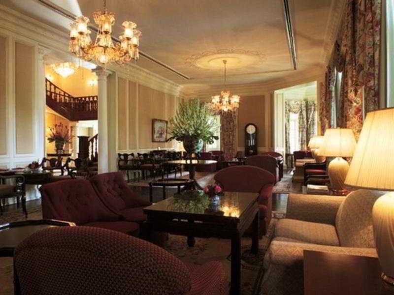 5CC84C5FA438DF0A08950153F657F3F2