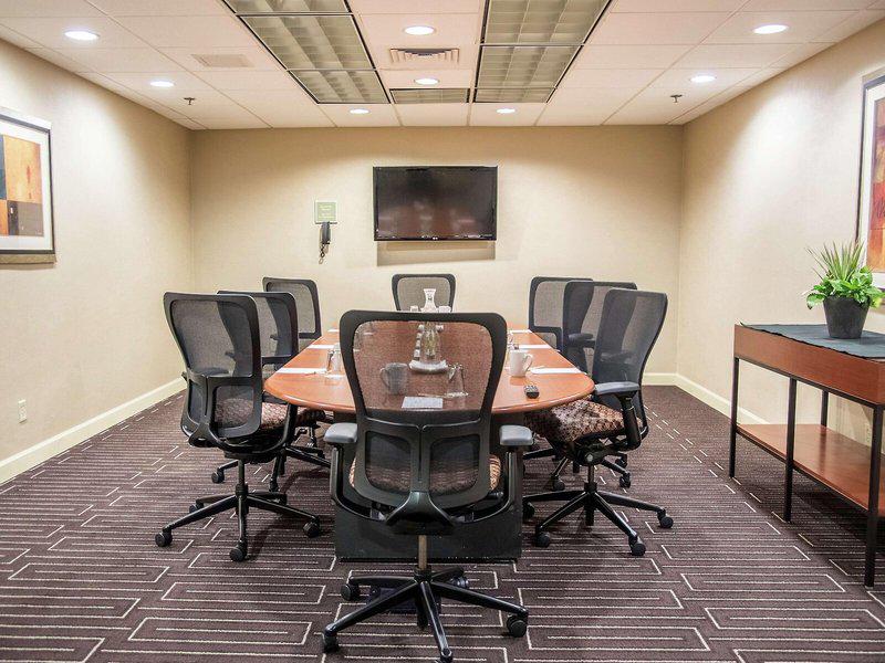 F51F916FD142C13A27BC5778859D98E3