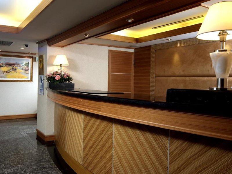 9B946F70438CC1943BA6C7C430AE6F0B