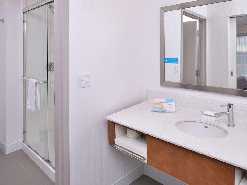 45238697BE1C746869C06F47B563D8A0