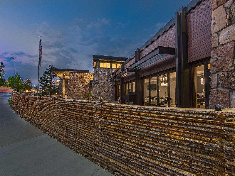 1FCAB737557BA5B55FE1DD41BEDF006F