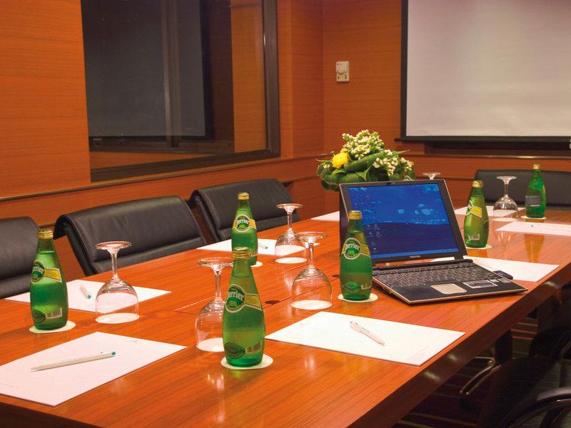 AD8BC9C506E0DC98F38D405897BD467F