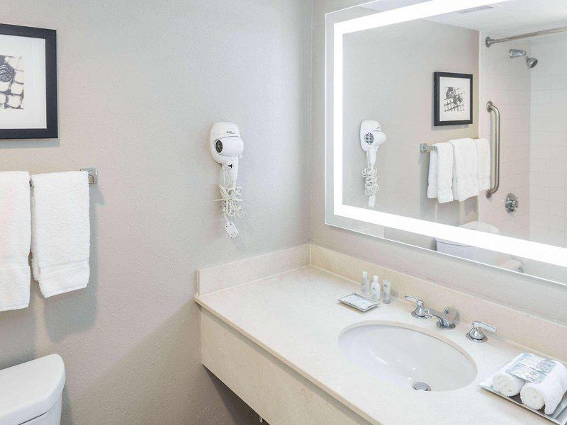 3492742A80B80D2DE6856437592DD256