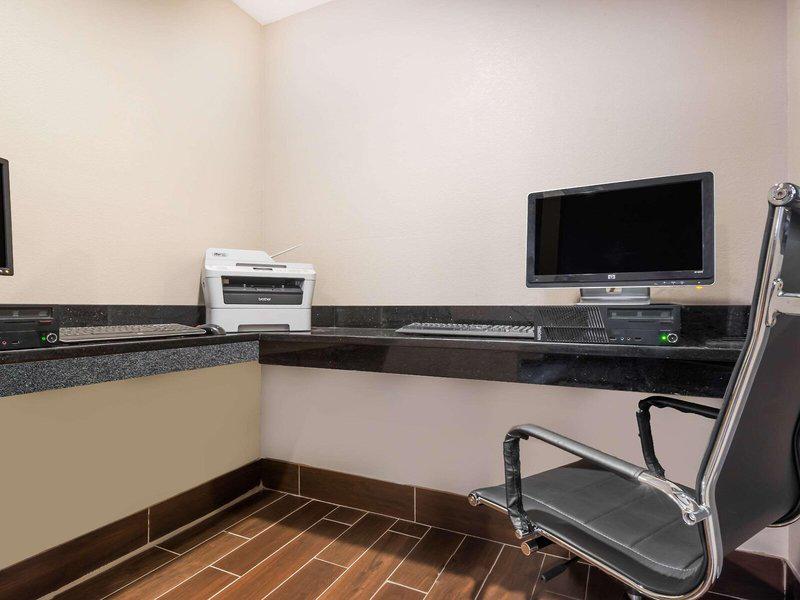 225376F068EF56F0168B52DB66895BAC