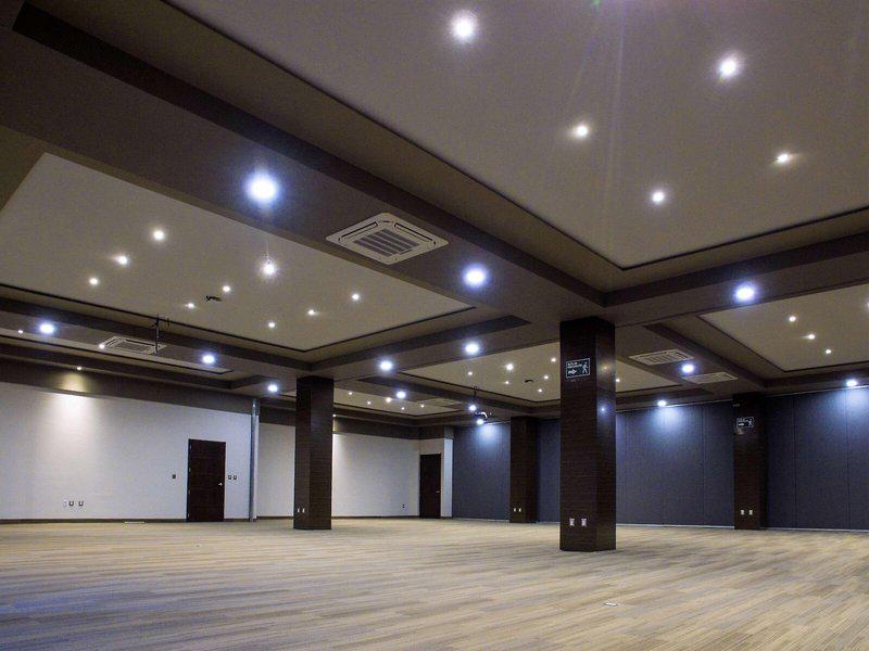 D9F435C37D5F1E57B272D9B4C5164F42