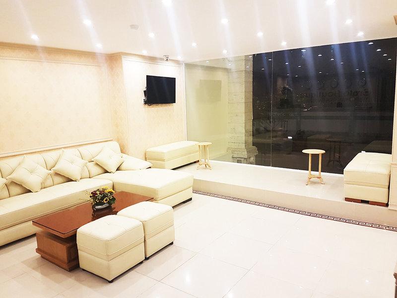 1724F7FF17924156BFF76C2C8B819C98