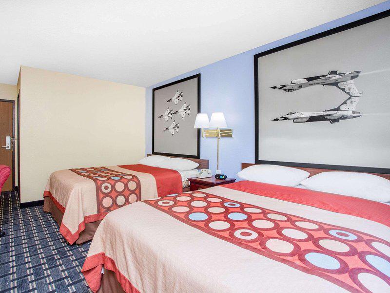 2A85364C55B008276BC8EB14BC64608D