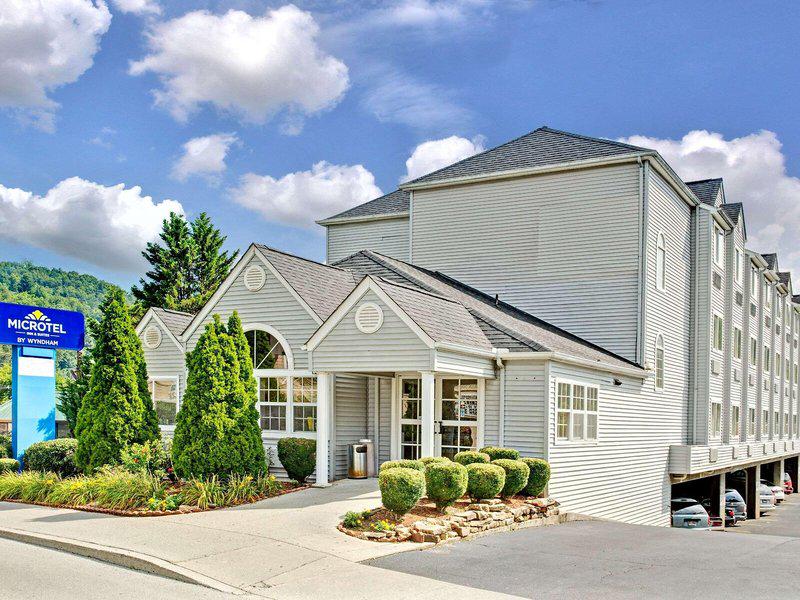 792AC4FDDD82F8DA9FFFD26A6B13418A