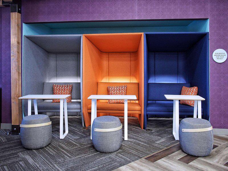 F0E9435C96C44C5B655BB2B01B9194EF