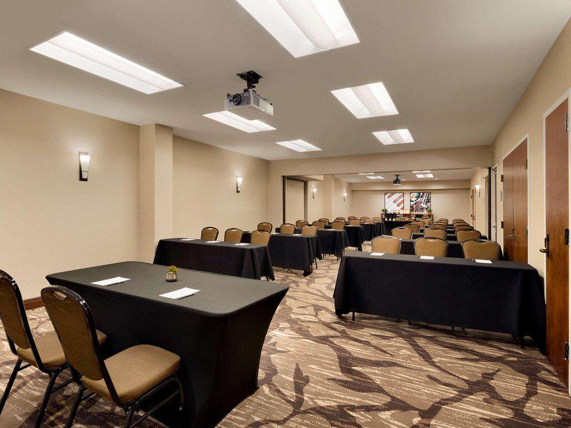 77C366FD40816844C405ED814A02EA8E