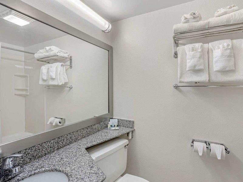 31EA8CC95C8AB2A585339FFF33FD55D8