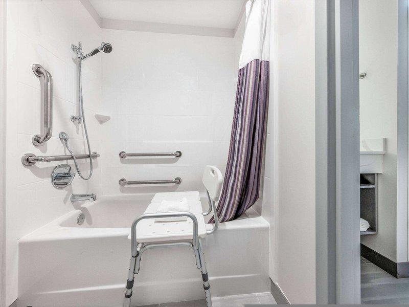 ED8B85F9D10975A2E24C300E882C540D