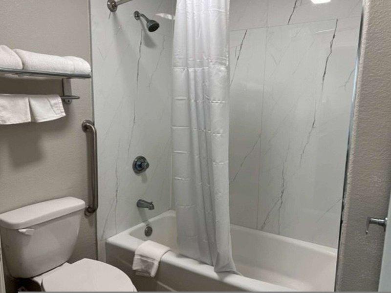 8FE7184C98C1E41693DC7CBCC475C380