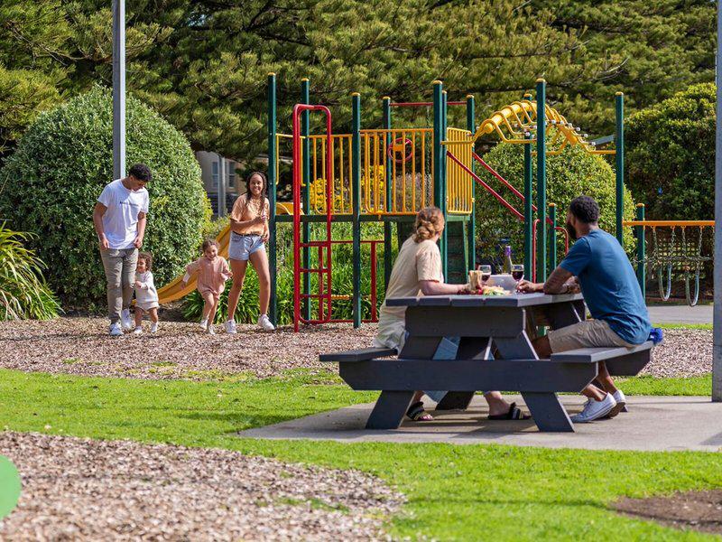 064C7B6AAE21243009A94C499AFCEC63