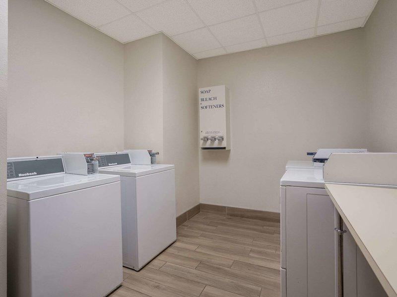 57AF9D391829591645075BA7301F7042