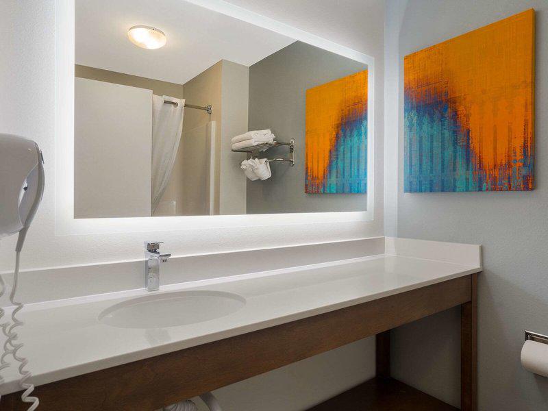 0C85832397D7A51FA71DFB9969478322