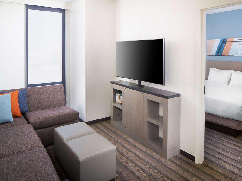 DBD1D89DBF99125D0BEDC68ECB5C10D3