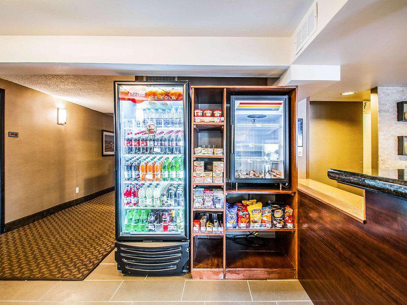 B72EDDD2C47EAA3844E27E3C06C0EADE