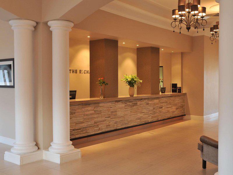 93E9927F37F0173BDA9242EB1F818D2F