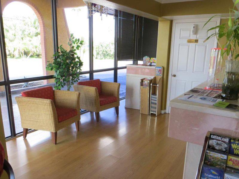 956B73F58FA8121DDA522F372D84438A