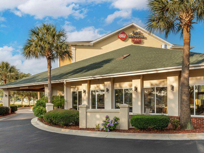 67500DB987B3E40B5C128F2D2FDF3277