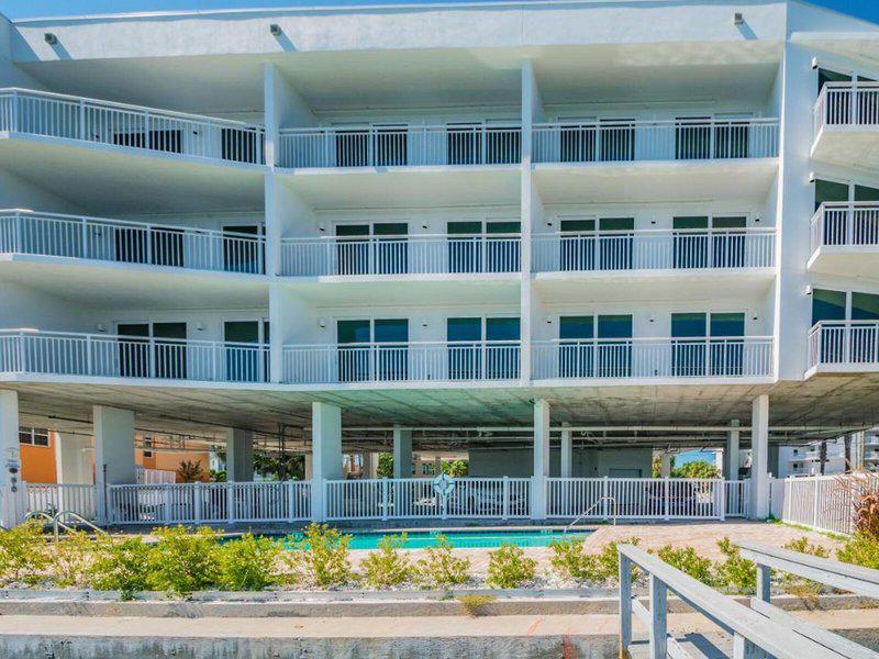 B78B7A9D0953B6FAC8EE9568FBC06743