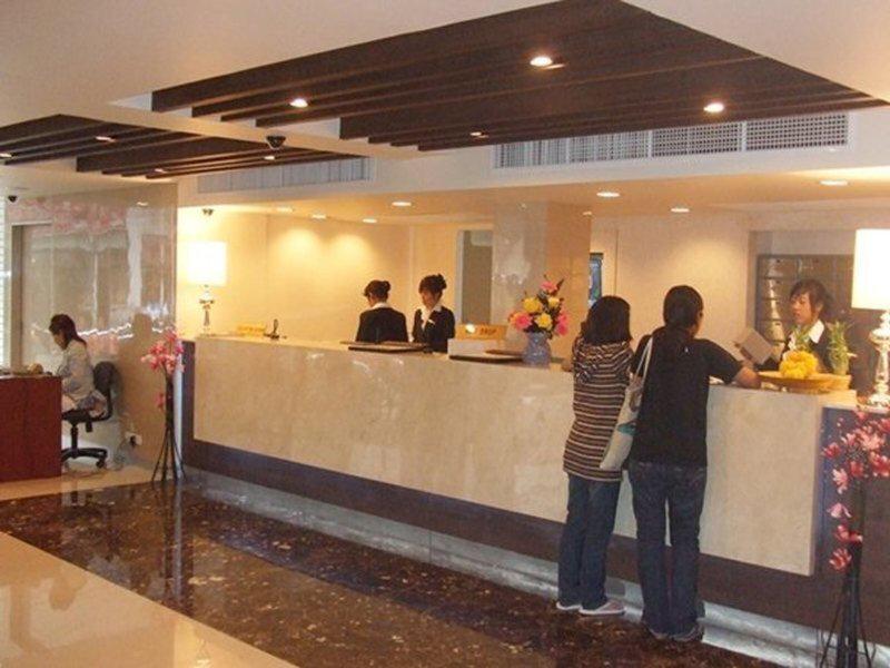 021802175850516C96A6E95FDAFAEE1B