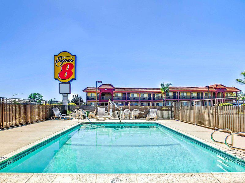 57E90DE163E46DACD7336C2CAC65D160