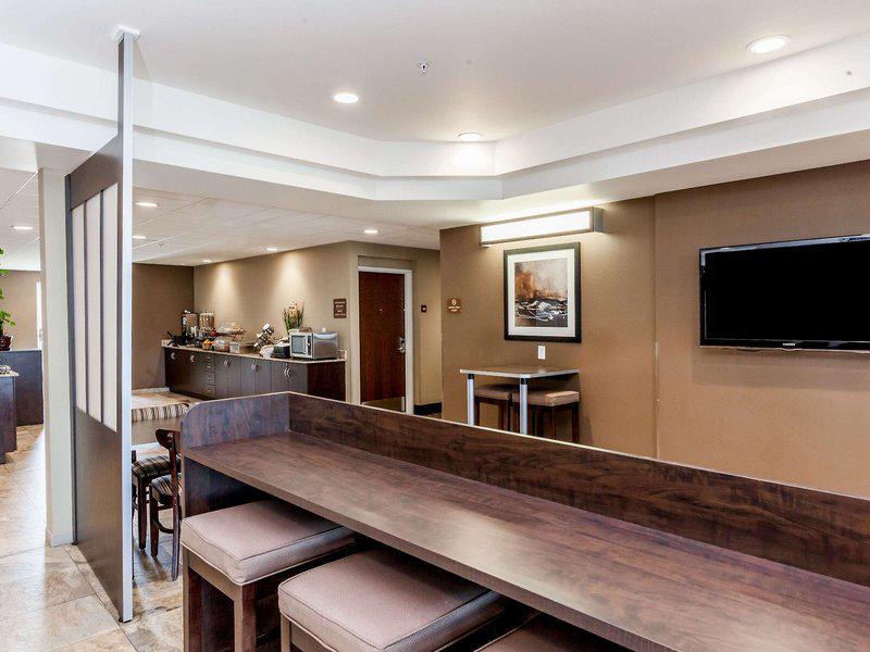 FDB0BB84535AA86176C4162FE937C401