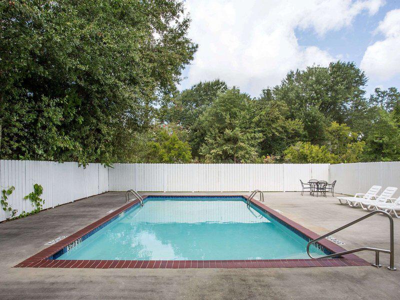 6437AD41FD9FF0B031F21964F4777091