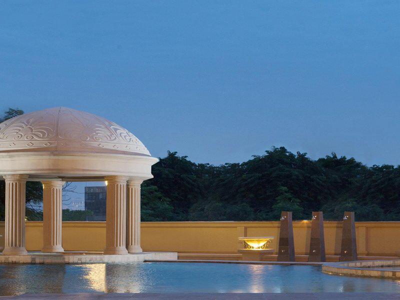 33EDF6B3D8FDD7F32FC9053FD79C2718