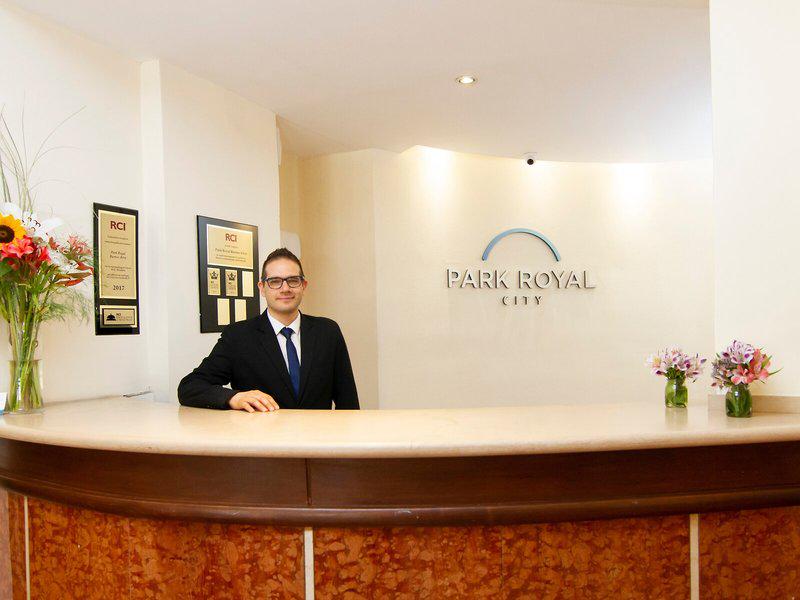 7B1BE8ADDD6CC688C3D64FE79598B523