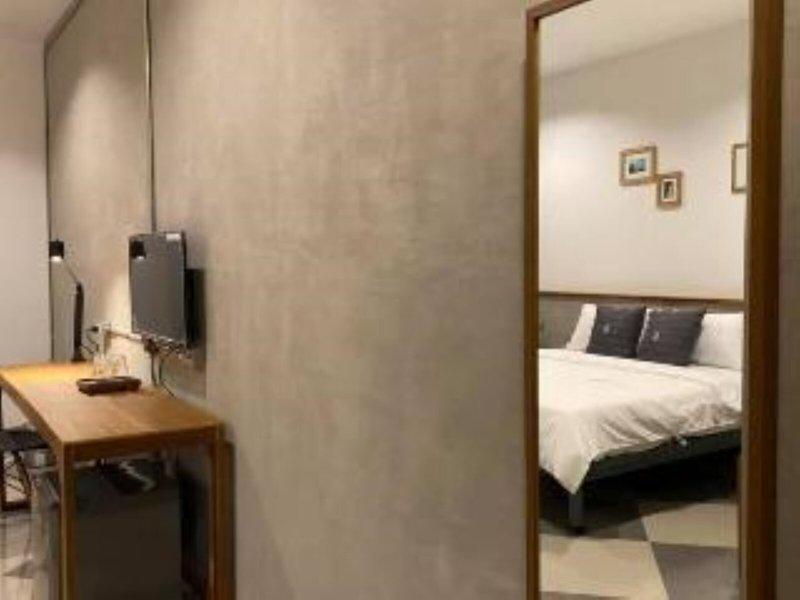 03F01E87C863DB4A0CEFD4818ECDBC3A