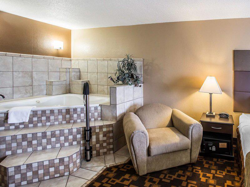 02031503C705156919446F5224DBD468