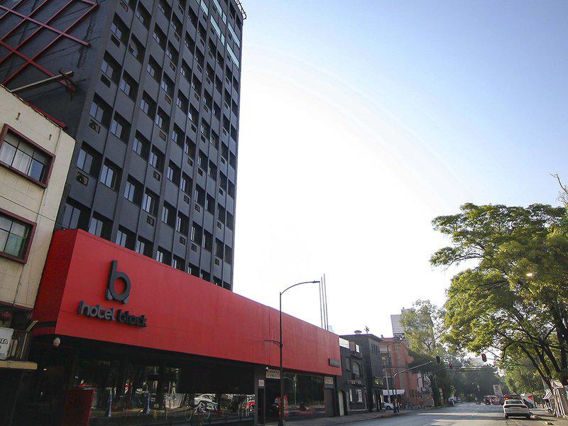 55574FEBDE00F6E817CDF7A984981658