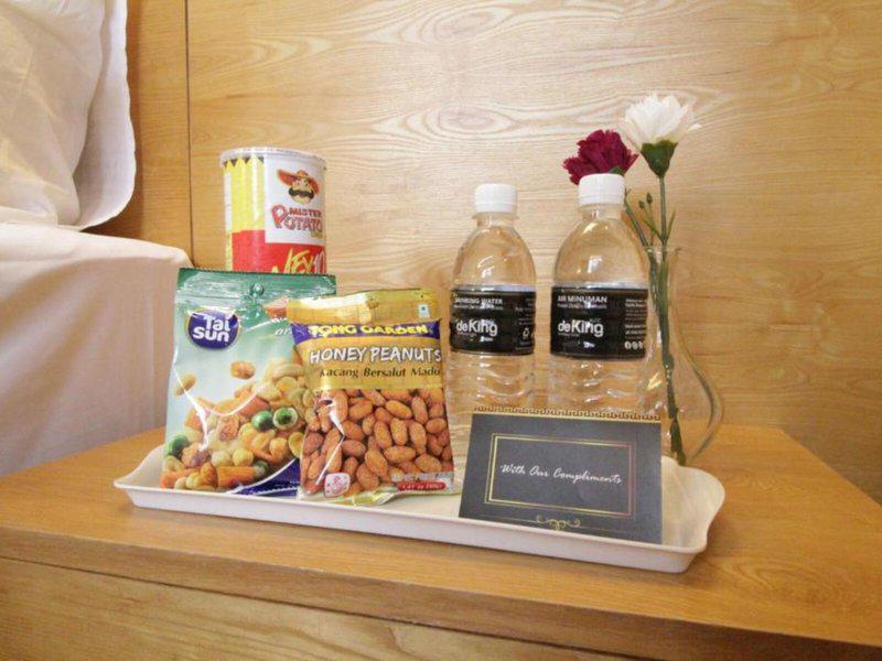 0A4ACDBAC9E8B91BBFD18AC6A95B996F