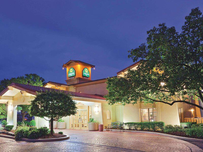 C3DA24BD90FF1889A9D0C738FD282DC2