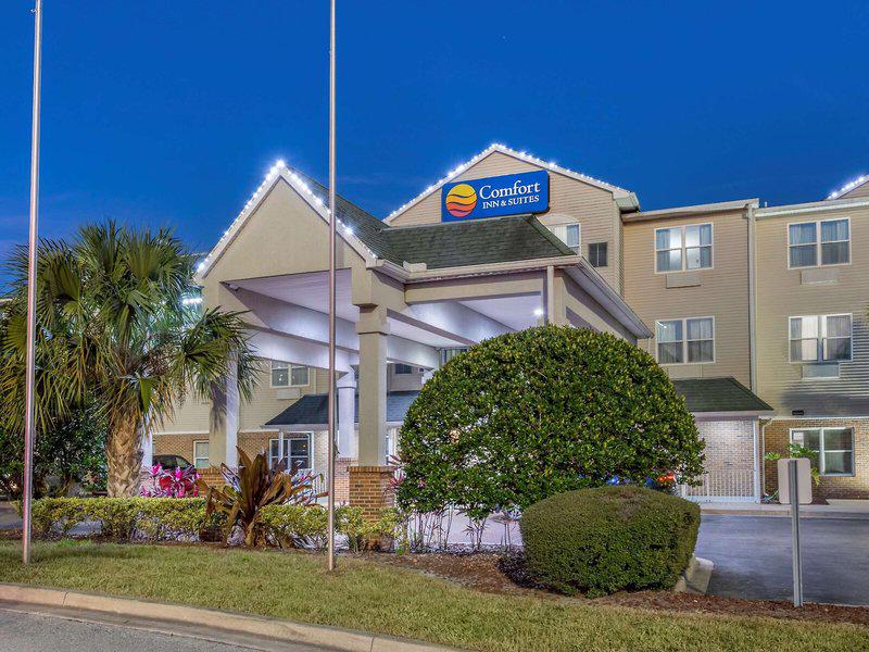 EB780BFA9242F479114A8DF574D1D5EC