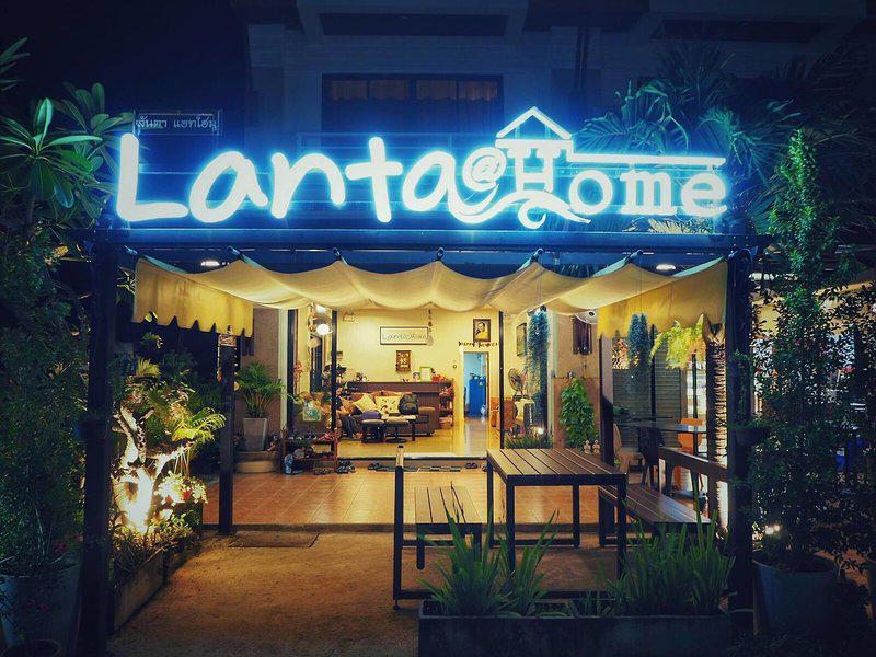 C7678F64469B3CA15ECD2B305144D4BE